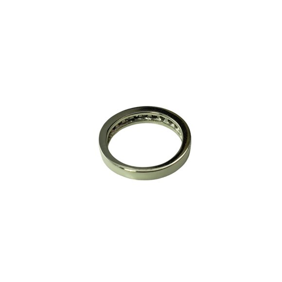 14 Karat White Gold and Diamond Wedding Band Ring Size 4.5-4.75 #18098 - Picture 5 of 8